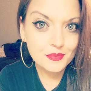 Meet your Posher, Sandra